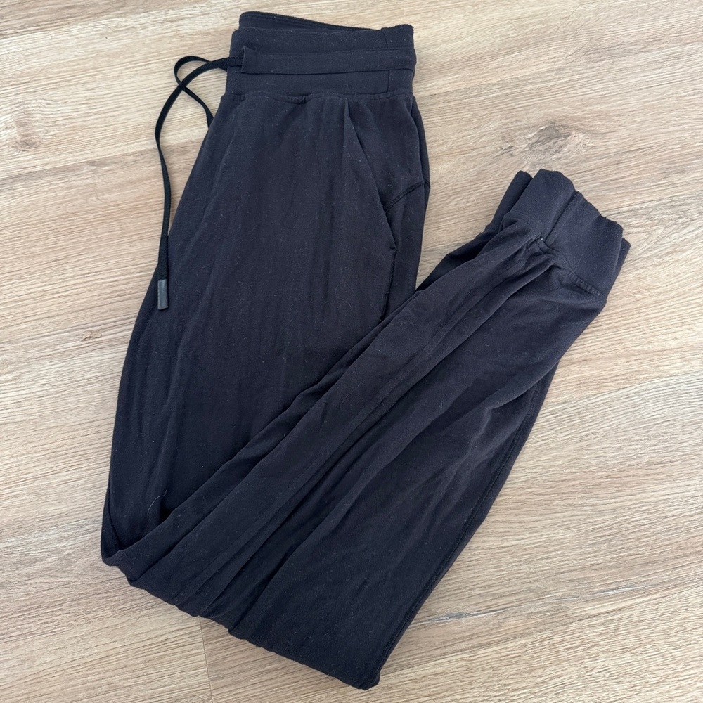 Lululemon pants